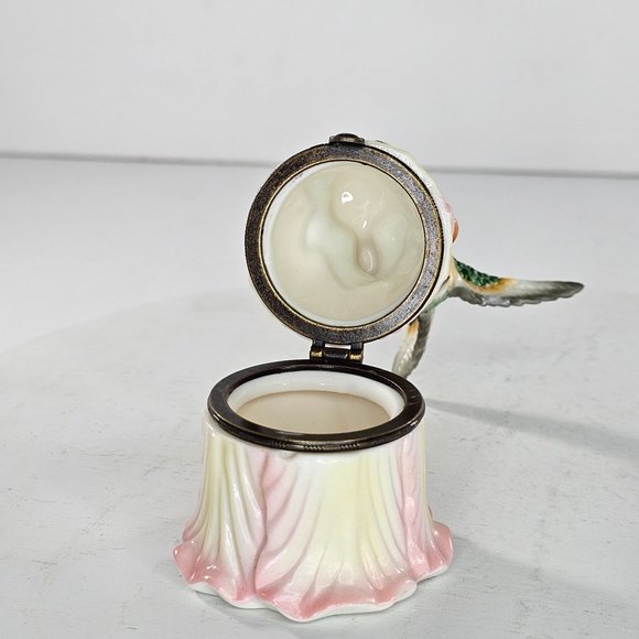 Vintage Hummingbird Trinket Box Flower Ceramic Pink Green Yellow - Picture 8 of 8